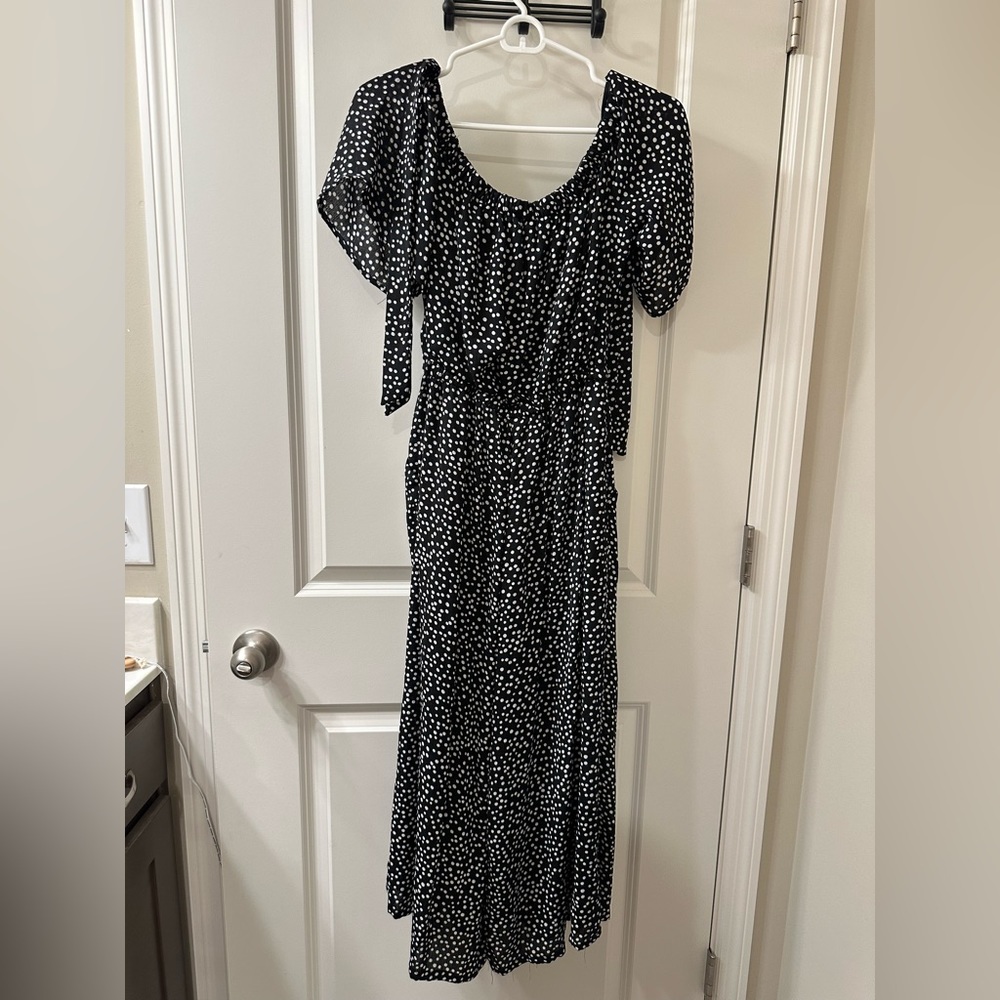 Romper - Picture 2 of 3